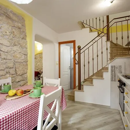 Pokrajac In Rovinjsko Selo - Haus Fuer 4-5 Personen Holiday home Rovinj