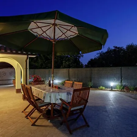 Pokrajac In Rovinjsko Selo - Haus Fuer 4-5 Personen Holiday home *
