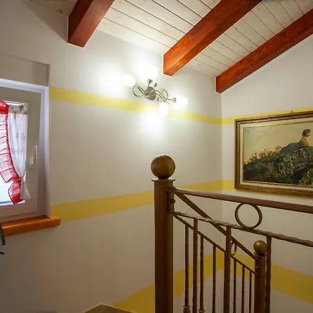Pokrajac In Rovinjsko Selo - Haus Für 4-5 Personen Ferienhaus *